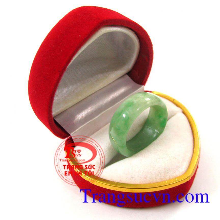 Nhẫn ngọc trơn nam nữ