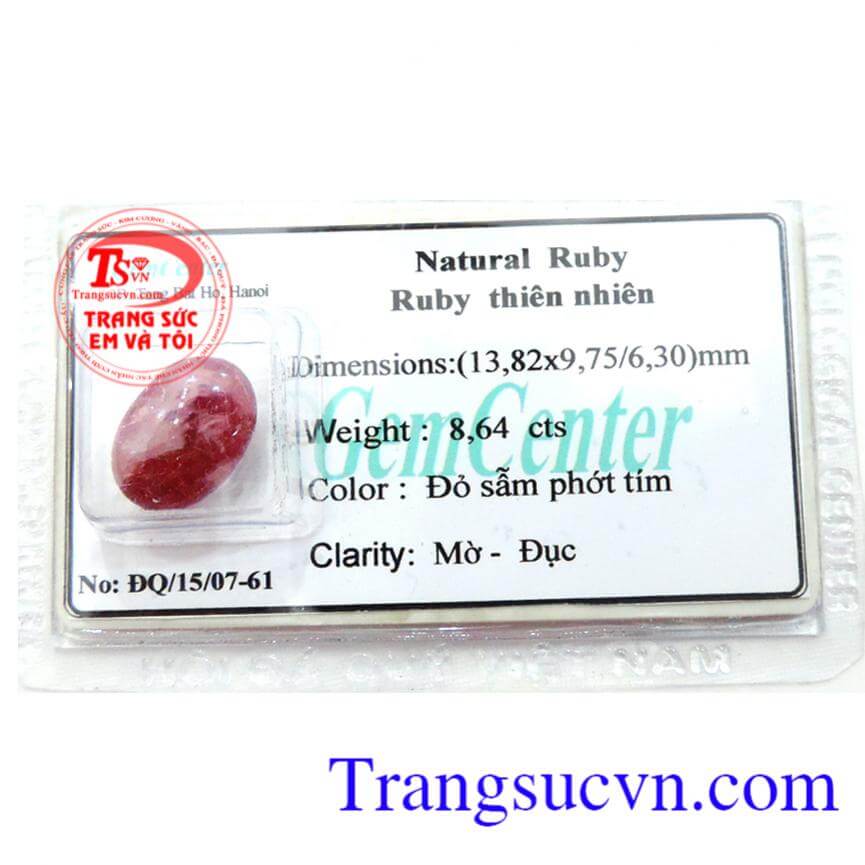 Ruby đỏ thẫm phớt tím