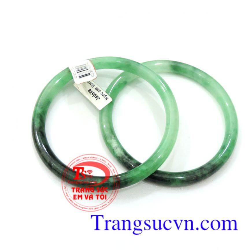 Vòng ngọc cẩm thạch (Jadite)