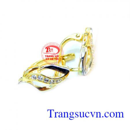 Đôi hoa tai đẹp