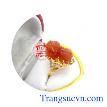 Nhẫn tỳ hưu ngọc đỏ