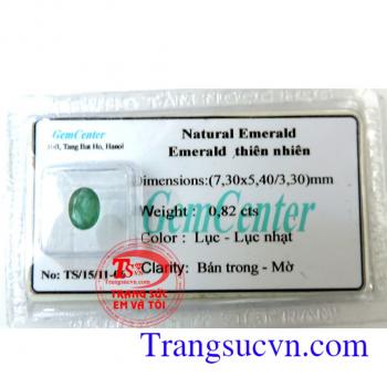 Emerald thiên nhiên lục nhạt