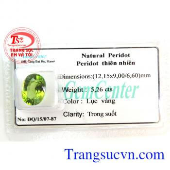 Peridot may mắn