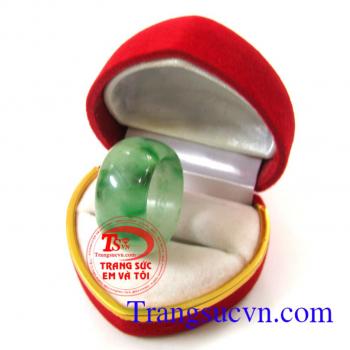 Ring natural jadeite