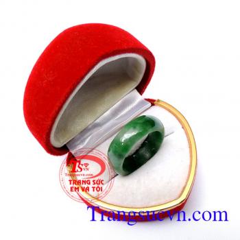 Nhẫn jadeite trí tuệ