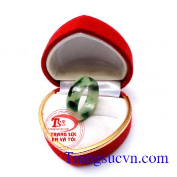 Nhẫn jadeite thiên nhiên thịnh vượng