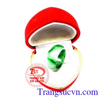 Nhẫn jadeite thiên nhiên trí tuệ