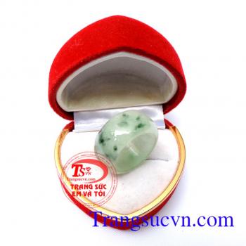 Nhẫn jadeite thiên nhiên phúc lộc