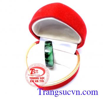 Nhẫn jadeite phúc lộc