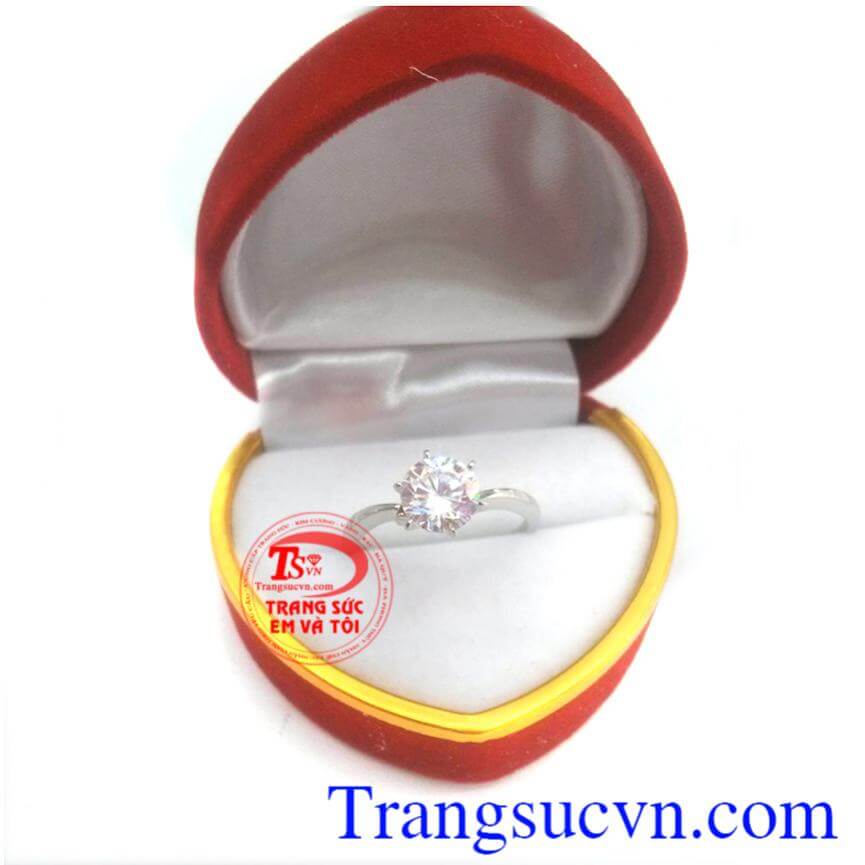 Nhẫn nữ vàng trắng ý nghĩa