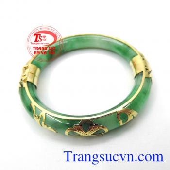 Vòng cẩm thạch hoa văn vàng