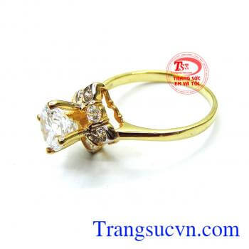 Nhẫn nữ tinh tế vàng