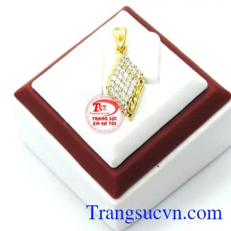 Mặt dây nữ tính vàng