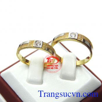 Đôi nhẫn cưới vàng 18k 75%Au,nhẫn cưới trang sức em và tôi, Tinh tế,đẳng cấp,hợp thời trang,bền đẹp nhiều khách hàng ưa chuộng
