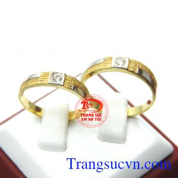 Đôi nhẫn cưới vàng 18k 75%Au,nhẫn cưới trang sức em và tôi, Tinh tế,đẳng cấp,hợp thời trang,bền đẹp nhiều khách hàng ưa chuộng