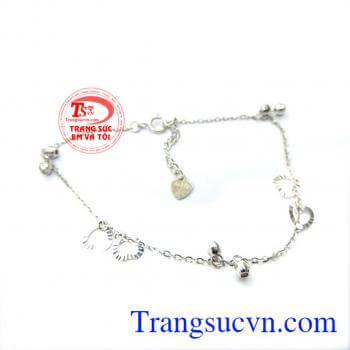 Lắc nữ vàng trắng 18k tinh tế và quến rũ,thanh mảnh và duyên dáng hợp với phái đẹp,lắc bền đẹp là món quà ý nghĩa.