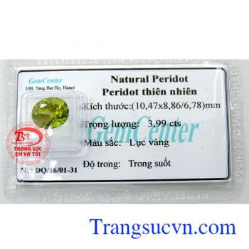 Peridot thiên nhiên màu lục vàng