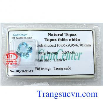 Topaz gối vuông xinh xắn