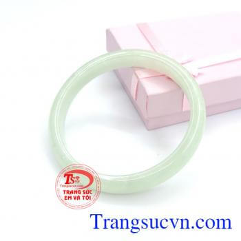 Vòng ngọc quý phái