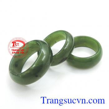 Nhẫn nephrite