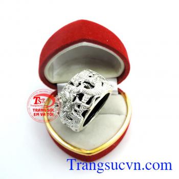 Nhẫn mã não đỏ rồng bạc