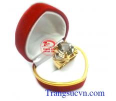 Nhẫn vàng tây phong cánh