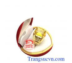 Nhẫn nam vàng, Đeo hợp thời trang, chất lượng vàng đảm đeo bền đẹp sáng bóng, tinh tế và sang trọng dành cho phái mạnh, nhẫn nam phù hợp đeo ngón giữa và ngón áp út, sản phẩm nhẫn nam vàng tây được khách hàng bình chọn nhiều năm uy tín trên thị trường tro
