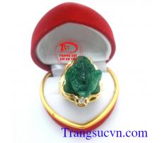 Nhẫn thiềm thừ ngọc cẩm thạch