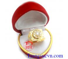 Nhẫn nam 10k thiết kế tinh tế, Nhẫn nam vàng tây thiết kế theo yêu cầu, đính đá hình cánh hoa, thanh mảnh, tinh tế mà sang trọng quý phái. Cam kết về chất lượng sản phẩm, thượng hiệu trang sức uy tín trên toàn quốc.
