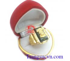 Nhẫn vàng tây gắn đá quý sang trọng cho nam giới, nhẫn nam vàng tây đẹp thời thượng, nhẫn gắn đá quý cho quý ông, giá cả chuẩn, kèm giấy kiểm định , cam kết 100$% về chất lượng sản phẩm.