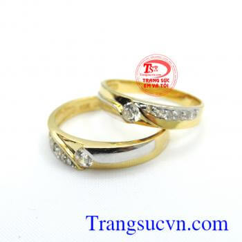 Nhẫn cười vàng tây 14k sang trọng quý phái, giúp thắt chặt tình yêu, giữ vững mối quan hệ