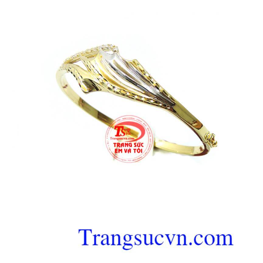 Chiếc vòng may mắn