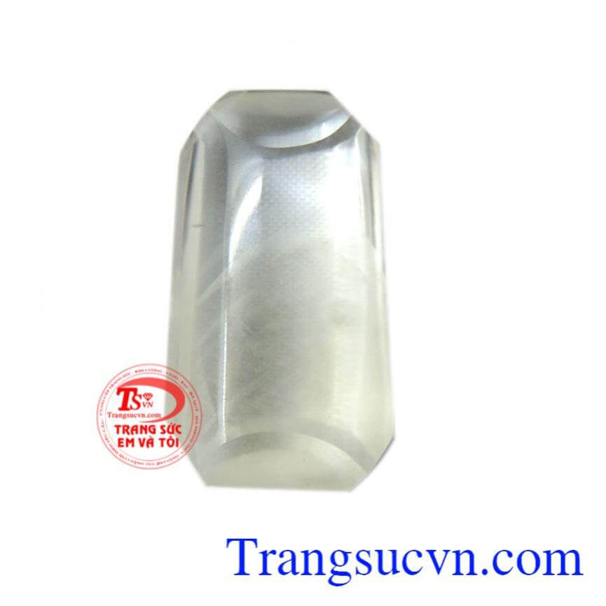 Thạch anh trắng bóng núi