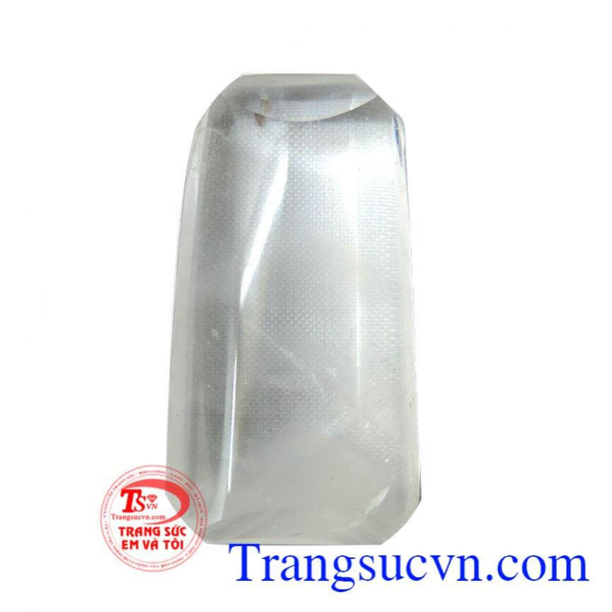 Thạch anh trắng phong thủy