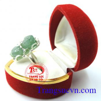 Nhẫn nữ tỳ hưu giá rẻ