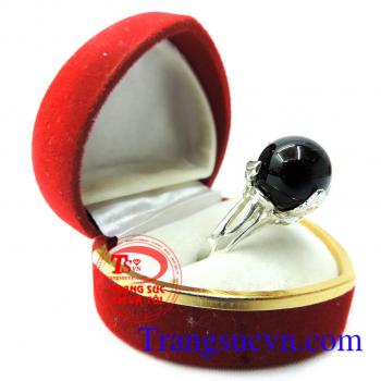 Nhẫn bạc nữ mã não đen huyền bí
