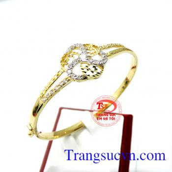 Chiếc vòng tay vàng tây Vòng tay vàng sang trọng dành cho nữ,vòng tay vàng đeo hợp thời trang, chất lượng đảm bảo uy tín, khách hàng ưa chuộng nhiều năm, có kiểm định vàng, bảo hành 6 tháng, vòng tay vàng cho nữ đẹp hàng hiệu  Vòng nữ vàng ý nghĩa sản phẩ