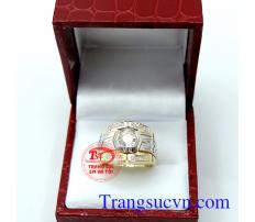 Nhẫn vàng kim sáng bóng Kiểu chế tác: Nhẫn nam vàng, Đeo hợp thời trang, chất lượng vàng đảm đeo bền đẹp sáng bóng, tinh tế và sang trọng dành cho phái mạnh