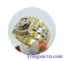 Nhẫn vàng bậc danh vọng được chế tác trên máy 3d được nét tinh tế,nhẫn nam bậc danh vọng phù hợp với người thông minh sáng dạ,biết nắm trước thời cơ trong tầm tay.nhẫn đeo hợp thời trang,Chất lượng vàng đảm bảo.