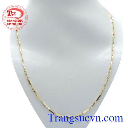 Sợi dây vàng gắn kết tình duyên, Dây chuyền vàng nữ thiết kế sang trọng, gắn kết tình cảm đôi bên, là món quà yêu thương mà người phụ nữ luôn mong muốn nhận được từ những người thân yêu.