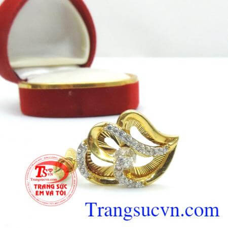 Mặt dây tinh tế nữ vàng