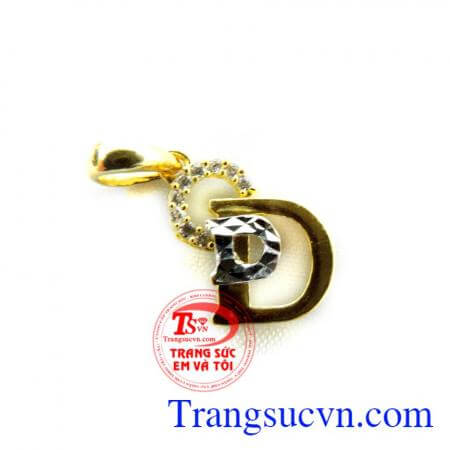 Mặt dây chuyền hàng hiệu