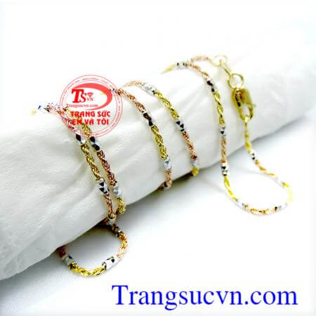 Dây chuyền quyễn rũ cho phái đẹp