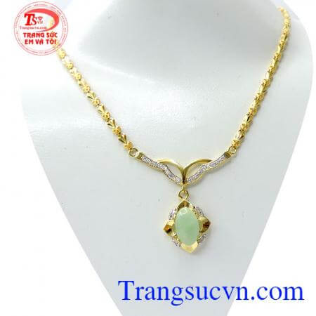 Kiềng vàng ngọc cẩm thạch