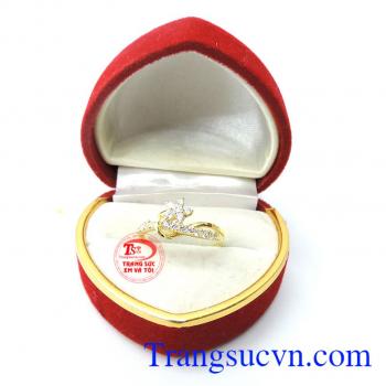 Nhẫn nữ cánh sao