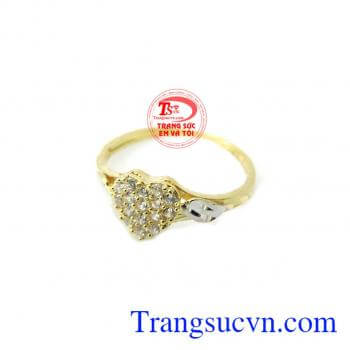 Nhẫn nữ trái tim vàng