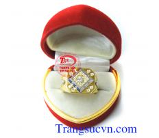 Nhẫn nam bình an vàng tây chất lượng đảm bảo,Uy tín.khách hàng ưa chuộng nhẫn nam đẹp,Giao nhẫn nam vàng tây toàn quốc,Thu mua lại nhẫn nam vĩnh viễn nhằm đảm bảo quyền lợi khách hàng.