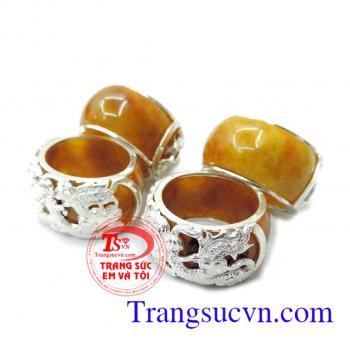 Nhẫn cẩm thạch vàng bọc bạc