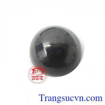 Mặt thiên thạch đen nhỏ