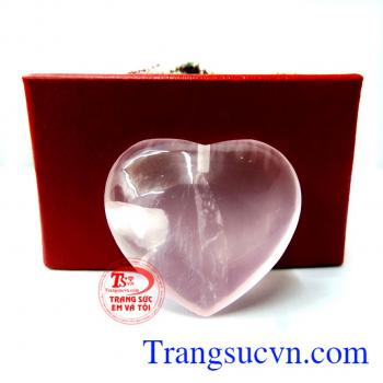 Trái tim thạch anh hồng thanh khiết